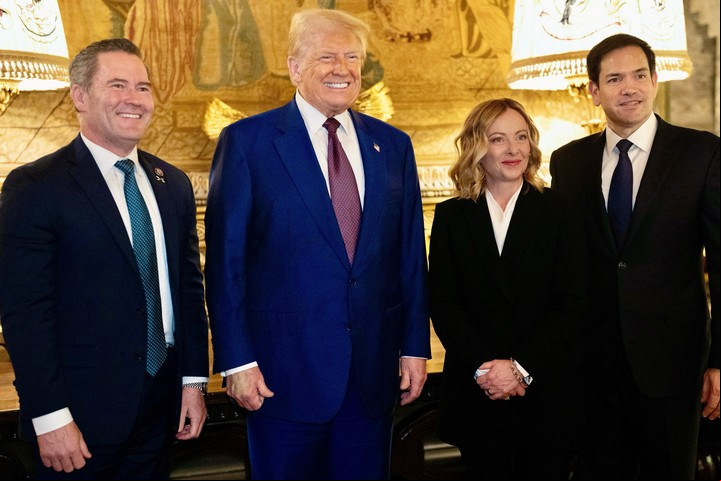 Meloni y Trump con Michael Waltz y Marco Rubio, que serán funcionarios clave en el próximo mandato.