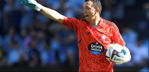 Boca va por el séptimo refuerzo: Agustín Marchesín está cada vez más cerca y Gustavo Quinteros ya le abrió la puerta de salida en Gremio