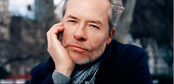 De "Memento" a "El brutalista": el regreso de Guy Pearce