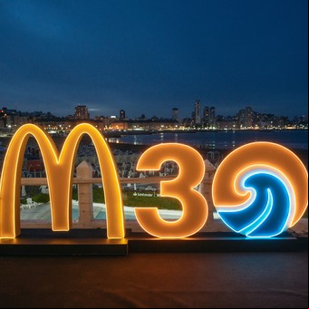 McDonald's celebra 30 años en Mar del Plata y refuerza su compromiso con los consumidores 