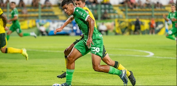 Banfield arrancó 2025 con una sonrisa y le puso final a una racha maldita ante Defensa y Justicia