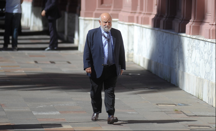 Rodolfo Barra saliendo de la Casa Rosada. Foto: Federico López Claro.