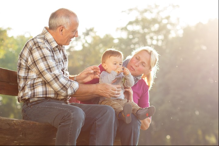 En 1974 se introdujo el seguro parental en Suecia. Foto ilustración Shutterstock.