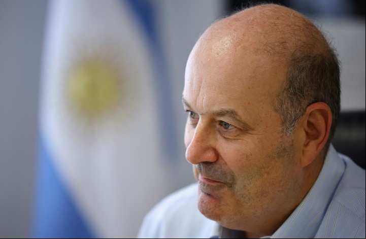 Federico Sturzenegger, ministro de Desregulación y Transformación del Estado, también había anticipado la medida. Foto REUTERS/Agustin Marcarian