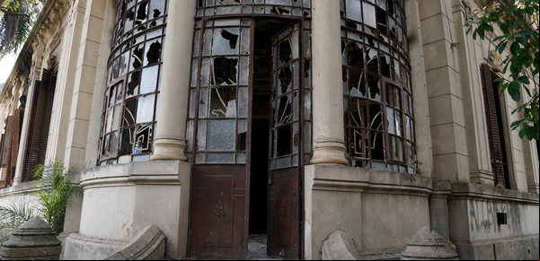 Desolación y abandono: la historia de la casona de Devoto que habitó un vicepresidente electo y piden salvar de las ruinas