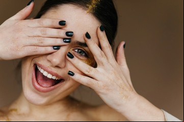 Tendencias en uñas: cómo lucirlas impecables