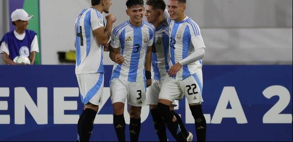 Se sorteó el orden de partidos de la última fecha del Sudamericano Sub 20 y Argentina saca una ventaja sobre Brasil: cuál es el criterio de desempate