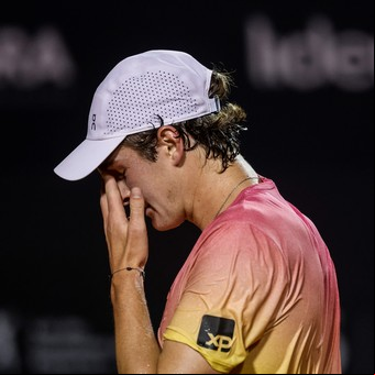 João Fonseca, de la mejor semana de su vida en Buenos Aires a sufrir una dura derrota en la primera ronda del ATP de Río de Janeiro