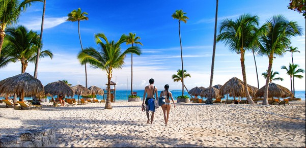 Tripadvisor dio a conocer el listado de "las mejores playas de 2025" y hay 4 del continente americano en el Top 10