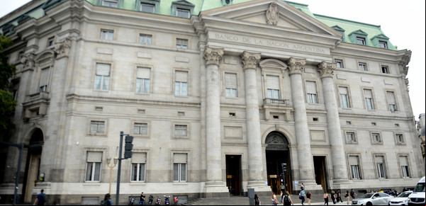 Tasas y nuevos productos, la oferta de los bancos para atraer a las pymes