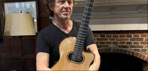 Homenajean al histórico guitarrista de Sting que nació en Hurlingham