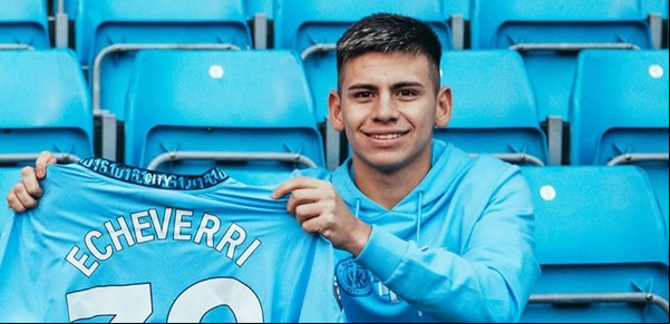 Manchester City presentó al Diablito Echeverri con un video y mostró el número que usará con Pep Guardiola, ¿dedicado a Lionel Messi?