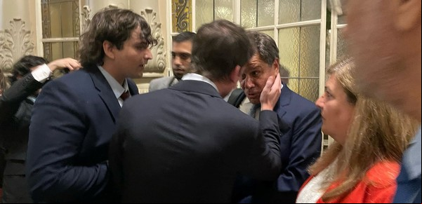 Facundo Manes denunciará a Santiago Caputo en Comodoro Py: le hará dos acusaciones puntuales