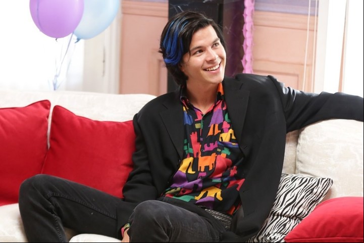 Franco como Dante, en "Entrelazados" (Disney). Foto: Instagram.