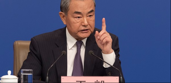 China reafirma su postura frente a los aranceles de EE.UU. y apuesta por la paz en Ucrania