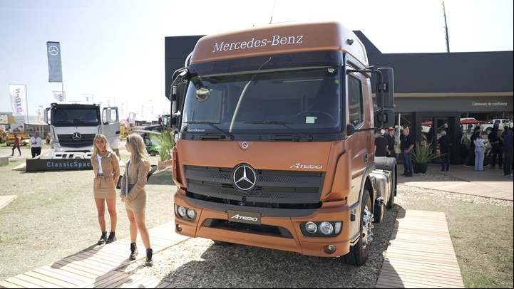 La línea Atego de Mercedes- Benz, con nuevos modelos en Expoagro 2025.