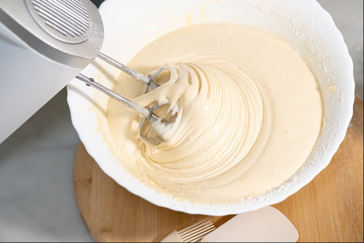 Batir bizcochuelo. Foto: Shutterstock