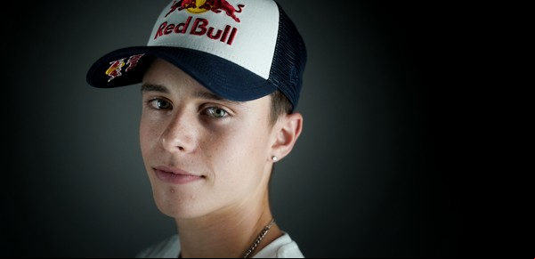 Valentín Perrone, el europibe que eligió correr para Argentina: nació en España y a los 17 años está a solo dos pasos de llegar al MotoGP