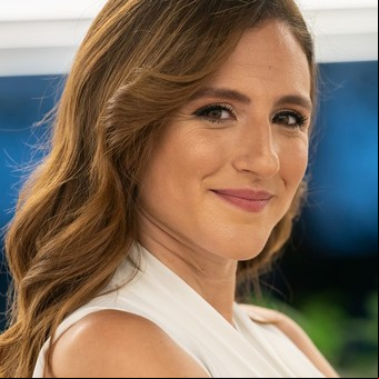 A casi un año de su casamiento, la periodista Carolina Amoroso está embarazada