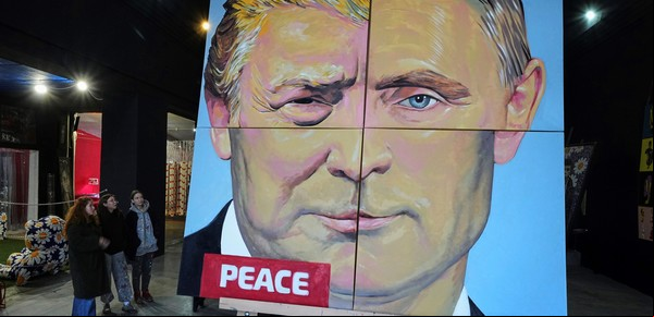 Panorama Internacional: Donald Trump, Stalin y los espectros de la Unión Soviética