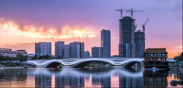 Tongzhou, el distrito de Beijing donde la tradición y la tecnología se unen: autos inteligentes y la biblioteca futurista con la sala de lectura más grande del mundo 