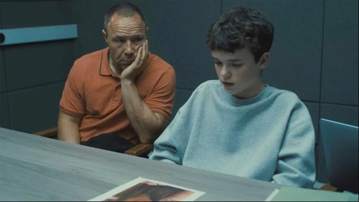 Stephen Graham es el padre de Jamie, y también coautor de la miniserie.
