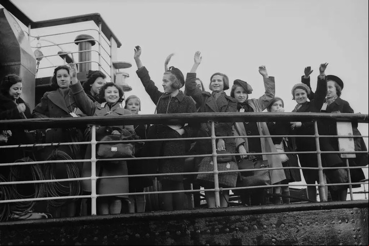 Niños refugiados que formaron parte del Kindertransport llegando a Inglaterra en 1938. Foto Fred Morley/Hulton Archive,