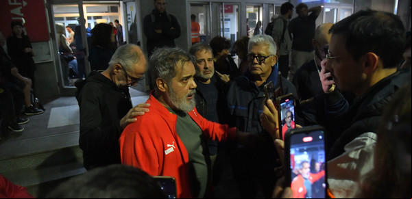 La salud de Pablo Grillo: el fotógrafo escribió su nombre dos veces y se muestra atento y receptivo