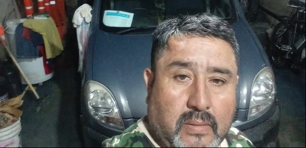 Pesadilla sin fin para un mecánico de Bahía Blanca: después de la inundación, le robaron las herramientas y le prendieron fuego la casa