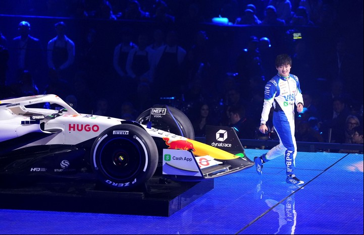 Yuki Tsunoda deja Racing Bulls para ser compañero de Verstappen. Foto AP.
