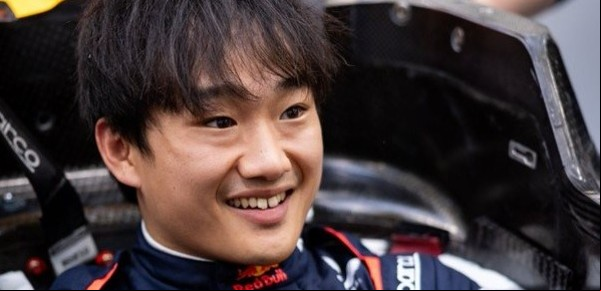 La Fórmula 1, sin piedad: Liam Lawson recién se fue de Red Bull y Yuki Tsunoda ya probó sonriente su butaca, con Max Verstappen "no contento" con la decisión