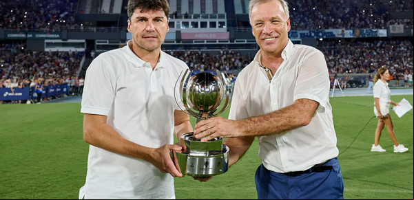 'Cacique' Medina, afuera de Talleres de Córdoba: la emotiva despedida del club al DT, seis partidos después de ser campeón por primera vez