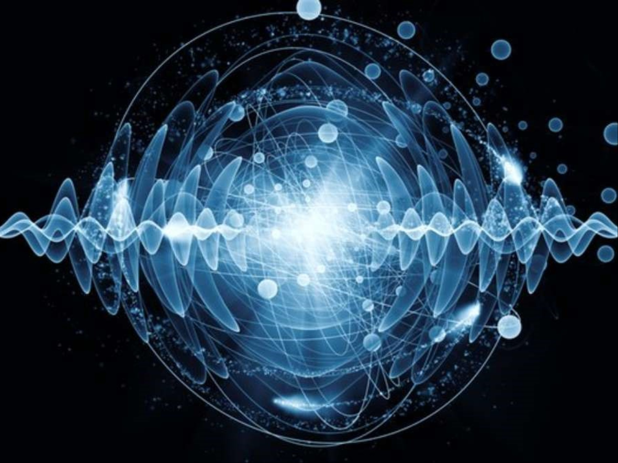 Plantea conceptos que invitan a cuestionar las ideas preconcebidas sobre la realidad.