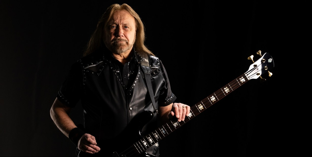 Ian Hill, el arma secreta de Judas Priest, que sigue tocando a los 75 años