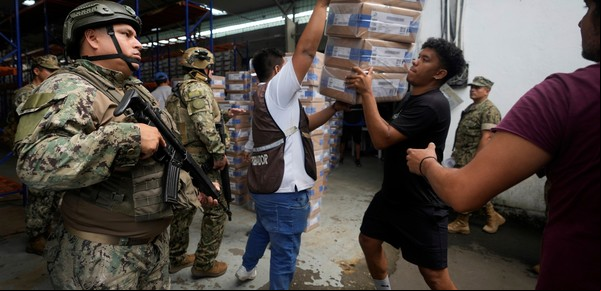 La violencia desatada y una profunda crisis económica, los grandes desafíos del próximo gobierno de Ecuador