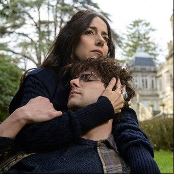 Por qué conviene ver "El jardinero", un thriller español con uno de los galanes de "Élite"