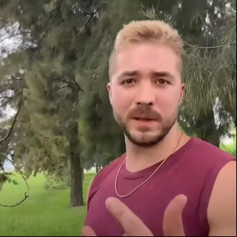 Se hacían pasar por menores de edad para capturar pedófilos y después los torturaban: detuvieron a la banda de los "caza-violines"