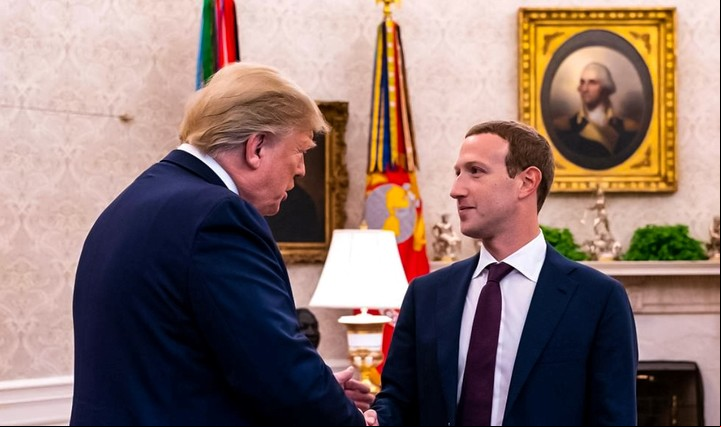 Trump y Zuckerberg firman la paz. White House archive