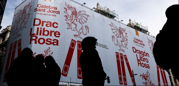 Sant Jordi 2025: Buenos Aires celebra esta semana la tradición literaria catalana