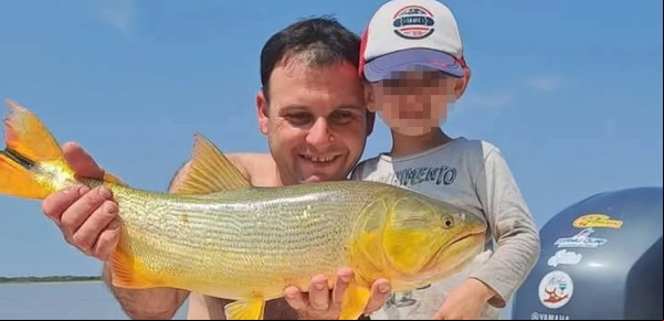 Tragedia familiar: luego de hallar el cuerpo de su hijo, también encontraron sin vida al pescador desaparecido mientras navegaba el Paraná