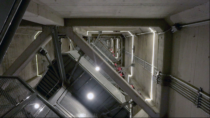Instalan un ascensor por dentro del Obelisco. Foto: Matías Pérez