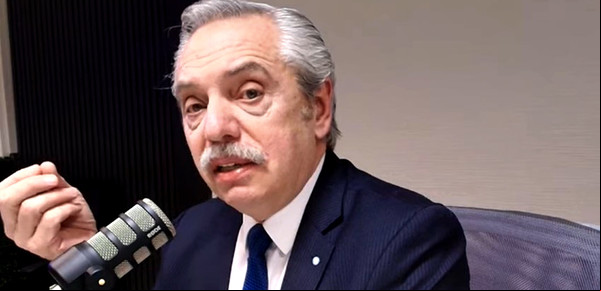 Exclusivo: revelan el contenido del celular de Alberto