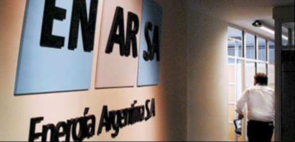 El Gobierno autorizó la privatización total de Enarsa y empezará por Transener