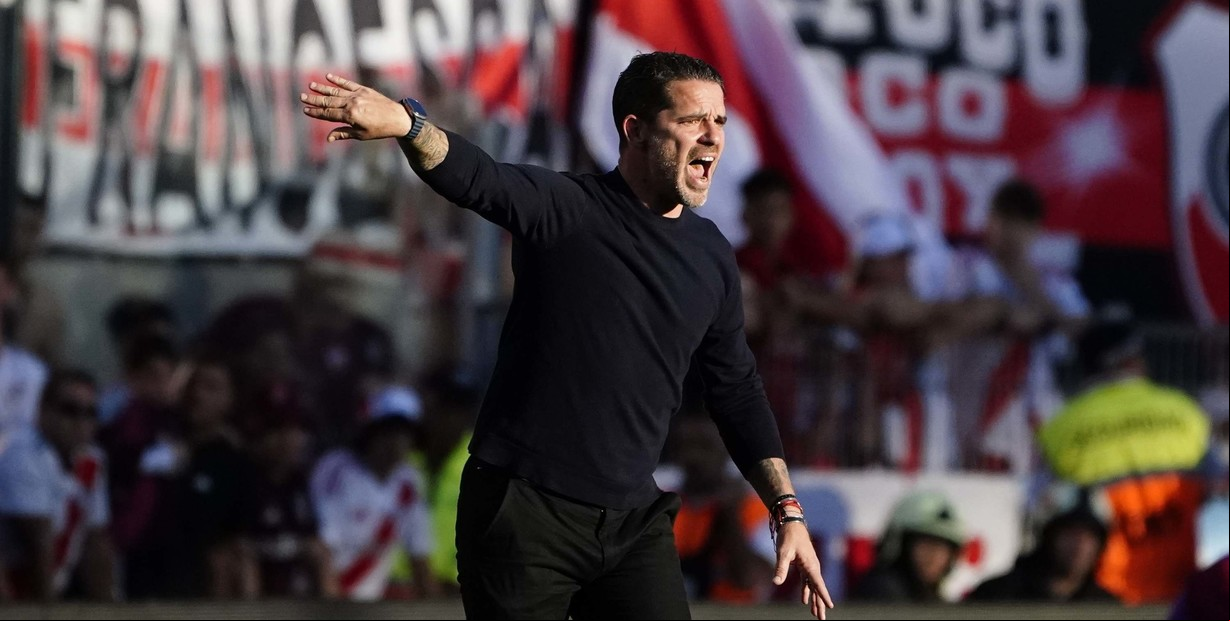 Gago y la mala costumbre de morir con las botas puestas: volvió a perder un partido clave y retrocedió los casilleros que había recuperado en Boca