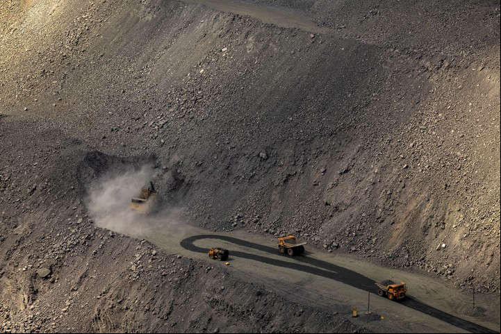 La mina a cielo abierto Southern Iron Ore JV, en medio del ataque de Rusia a Ucrania, en Kryvyi Rih, Ucrania. Foto Reuters