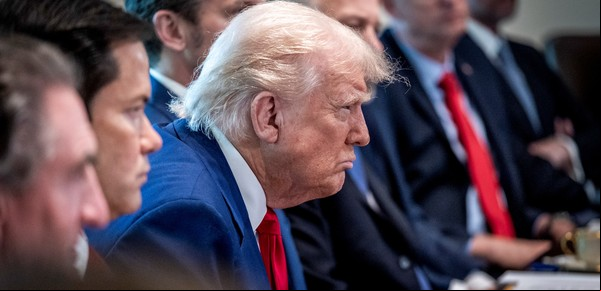 Con el acuerdo sobre minerales, Trump se vincula al futuro de Ucrania