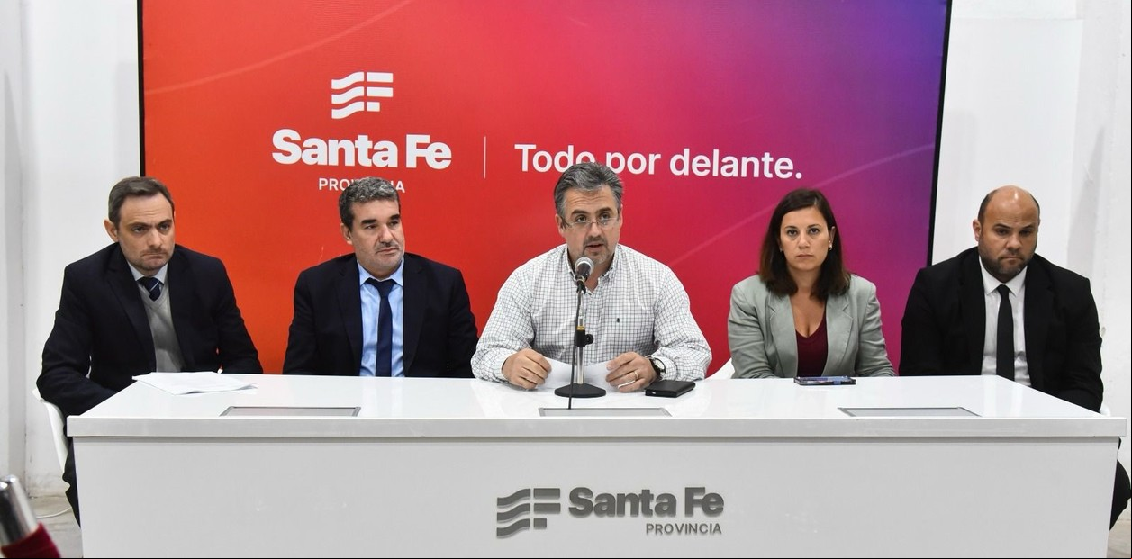 El gobierno de Santa Fe intervino una unidad policial en Rosario por la malversación de $ 45 millones en vales de nafta