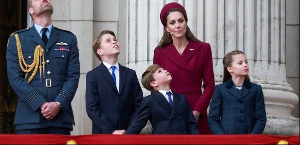 A 80 años del fin de la Segunda Guerra en Europa, Londres celebra el "Día de la Victoria"con la realeza y sobrevivientes en primera fila