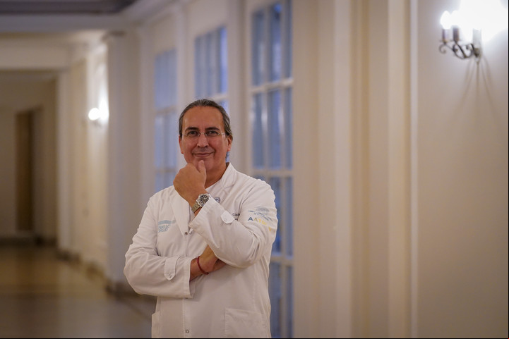Miguel Cisterna es presidente de la Asociación Argentina de Tricología y director de la Asociación Internacional de Tricólogos. Foto Maxi Failla.