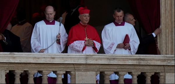 "Habemus Papam": el nuevo Papa es el cardenal estadounidense Robert Prevost y será León XIV
